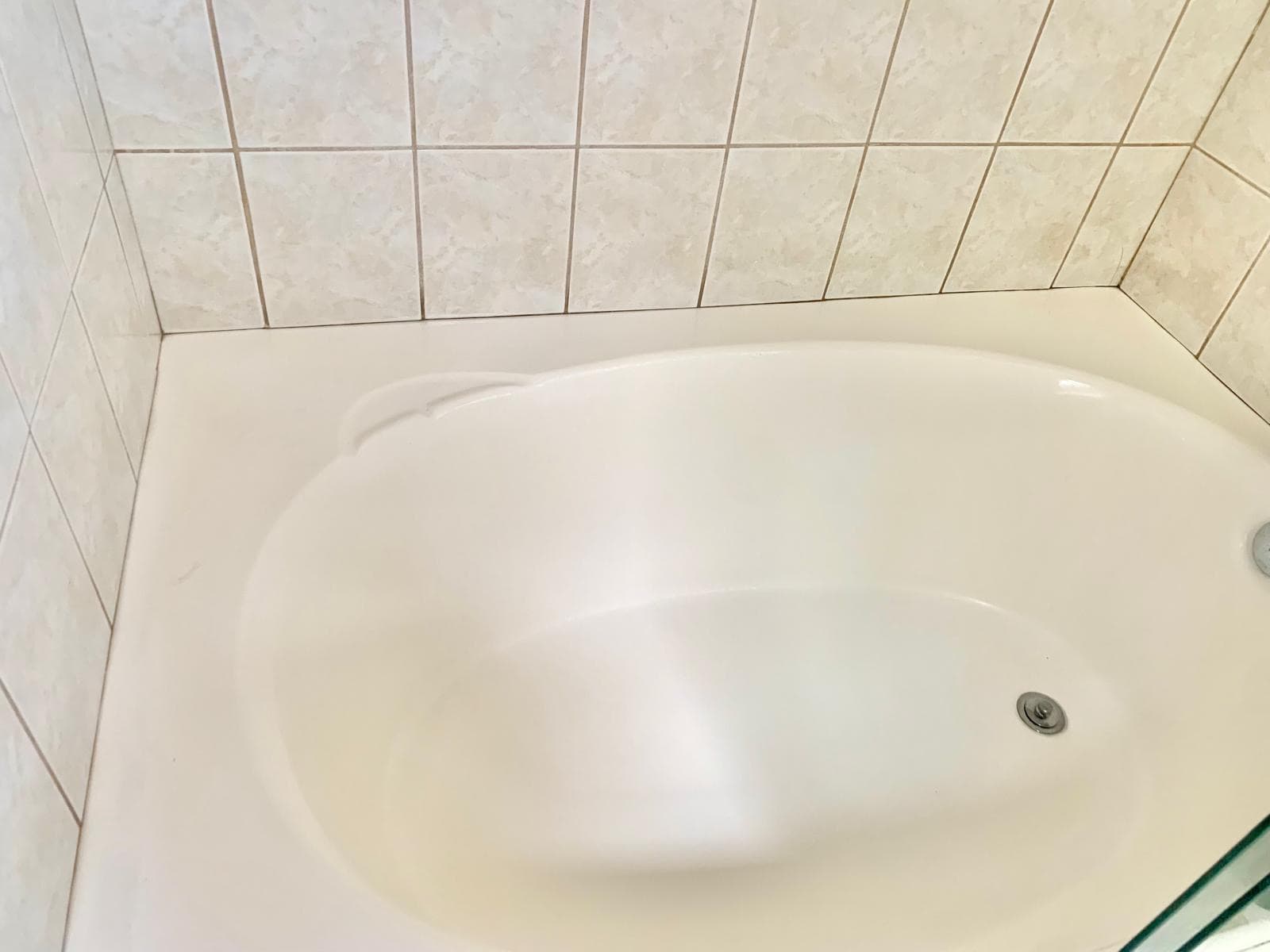 After: Bathtub Restoration